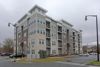 Building Photo - Gateway Apartments