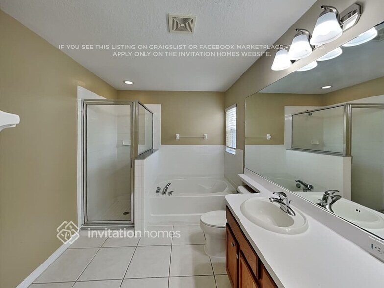Building Photo - 916 Cristelle Jean Dr