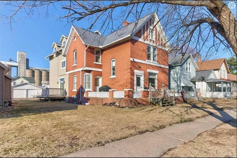 Building Photo - 536 W 5th St