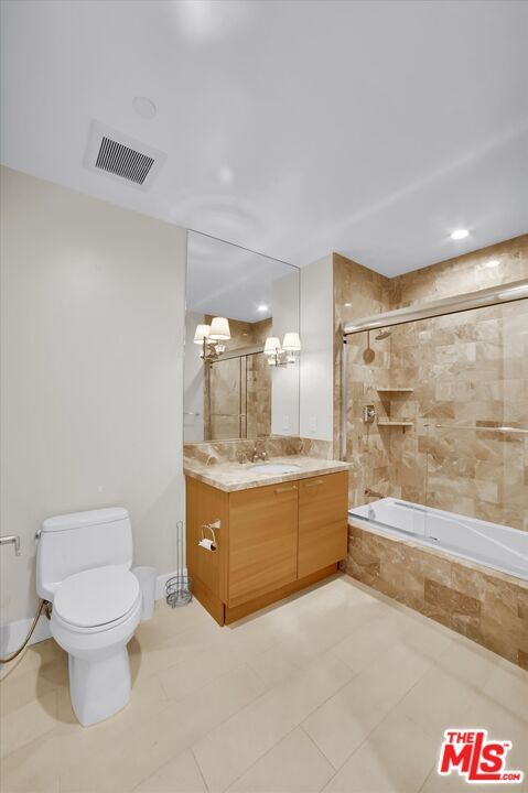 Building Photo - 10776 Wilshire Blvd