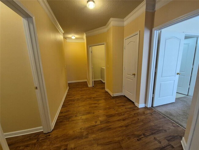 Building Photo - 18104 Villa Creek Dr