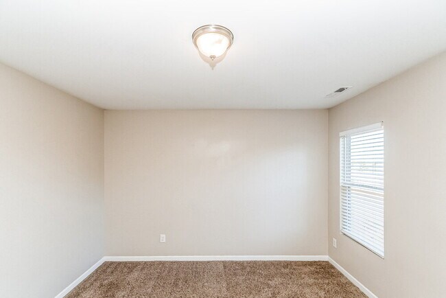 Building Photo - 3708 Hinton Grove Pl