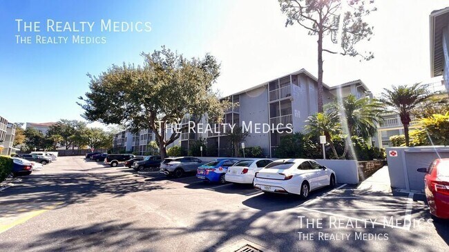 Primary Photo - 126 Blue Pointe Way