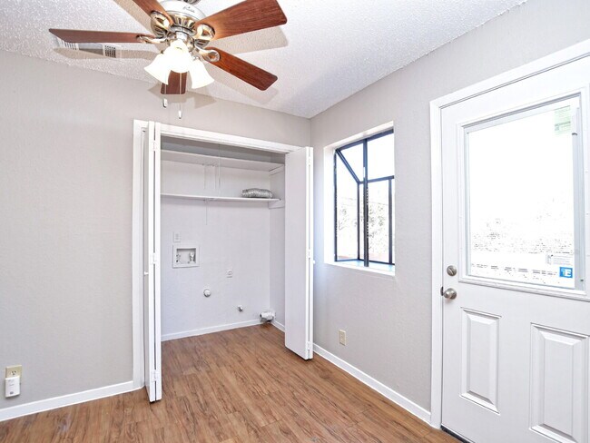 Building Photo - "Cozy Living at 301 Algerita: Charming 2-B...