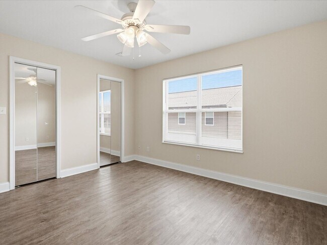 Building Photo - 2430 Hallerins Ct