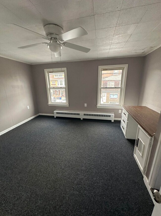 Building Photo - 3 bed, 1 bath apartment in lansfod