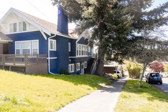 Building Photo - 301 NW 62nd St