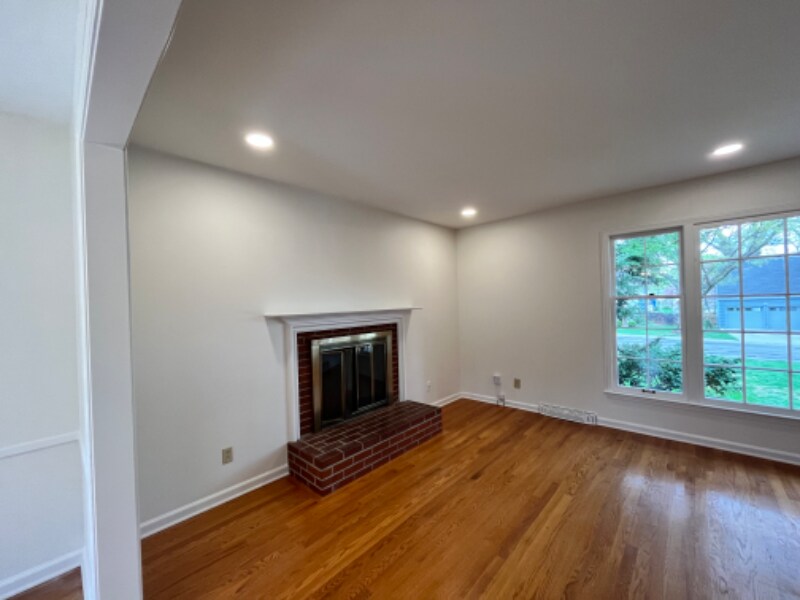 Building Photo - 7520 Aberdeen St