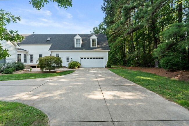 Building Photo - Welcome to Governor's Village Sprawling one level living with added Bonus space