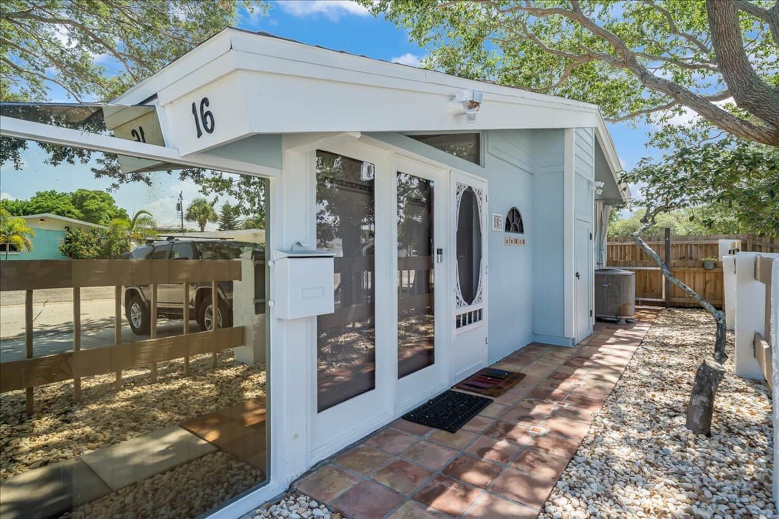 Building Photo - 408 Harrison Ave