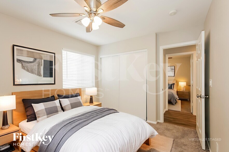 Building Photo - 8248 Mesa Bloom St