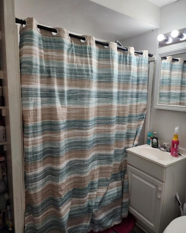 Building Photo - 412 Burgess St