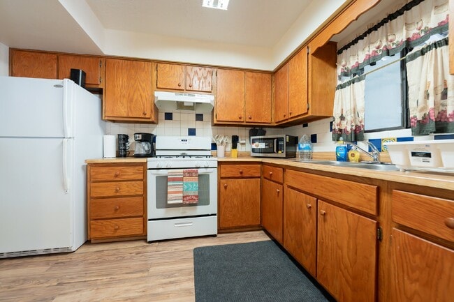 Building Photo - 511 Western Dr