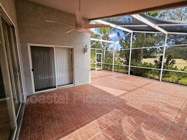 Building Photo - 19317 Seacove Dr