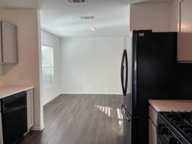Building Photo - 6133 Dunsmore Cyn Ln