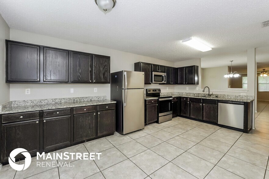 Building Photo - 3908 Foxhound Ln
