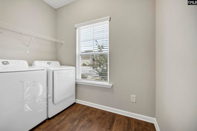 Building Photo - 131 Hunters Grove Dr