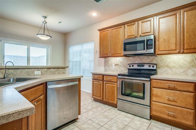 Building Photo - 187 Castleridge Dr