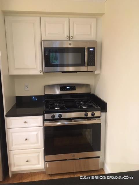 Building Photo - 22 Chauncy St