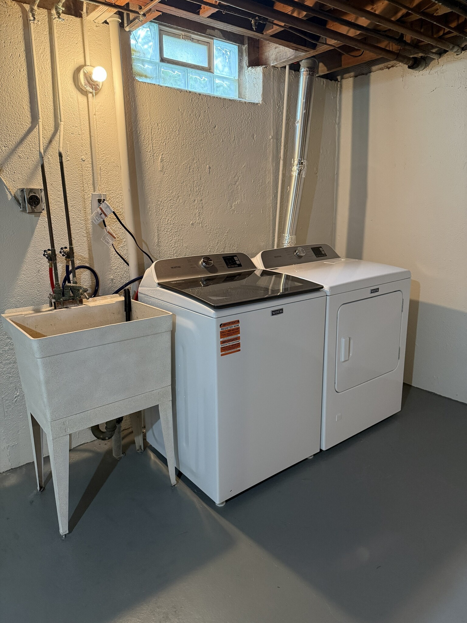 Brand new in-unit washer and dryer - 1133 Tienken Ct