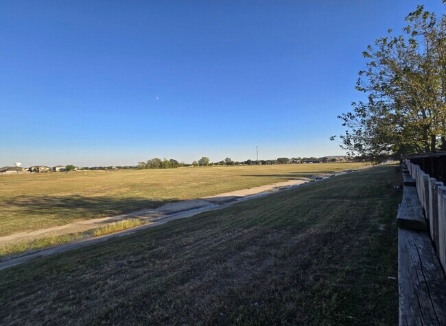 Building Photo - 5514 Bear Cave Ln