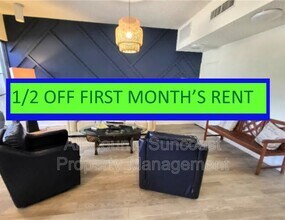 Building Photo - 7400 Sun Island Dr S