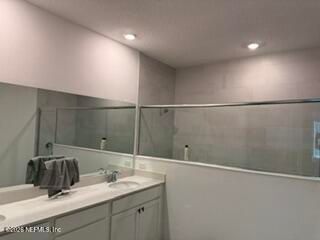 Building Photo - 241 SIMONSON