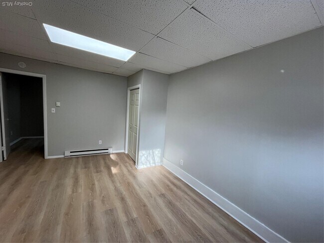 Building Photo - 201 Main St