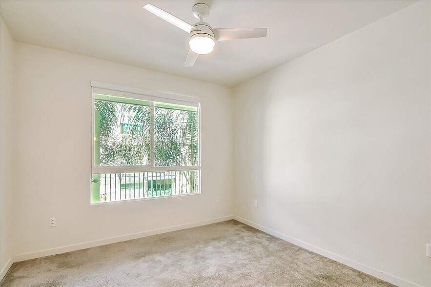 Building Photo - 12655 Bluff Creek Dr