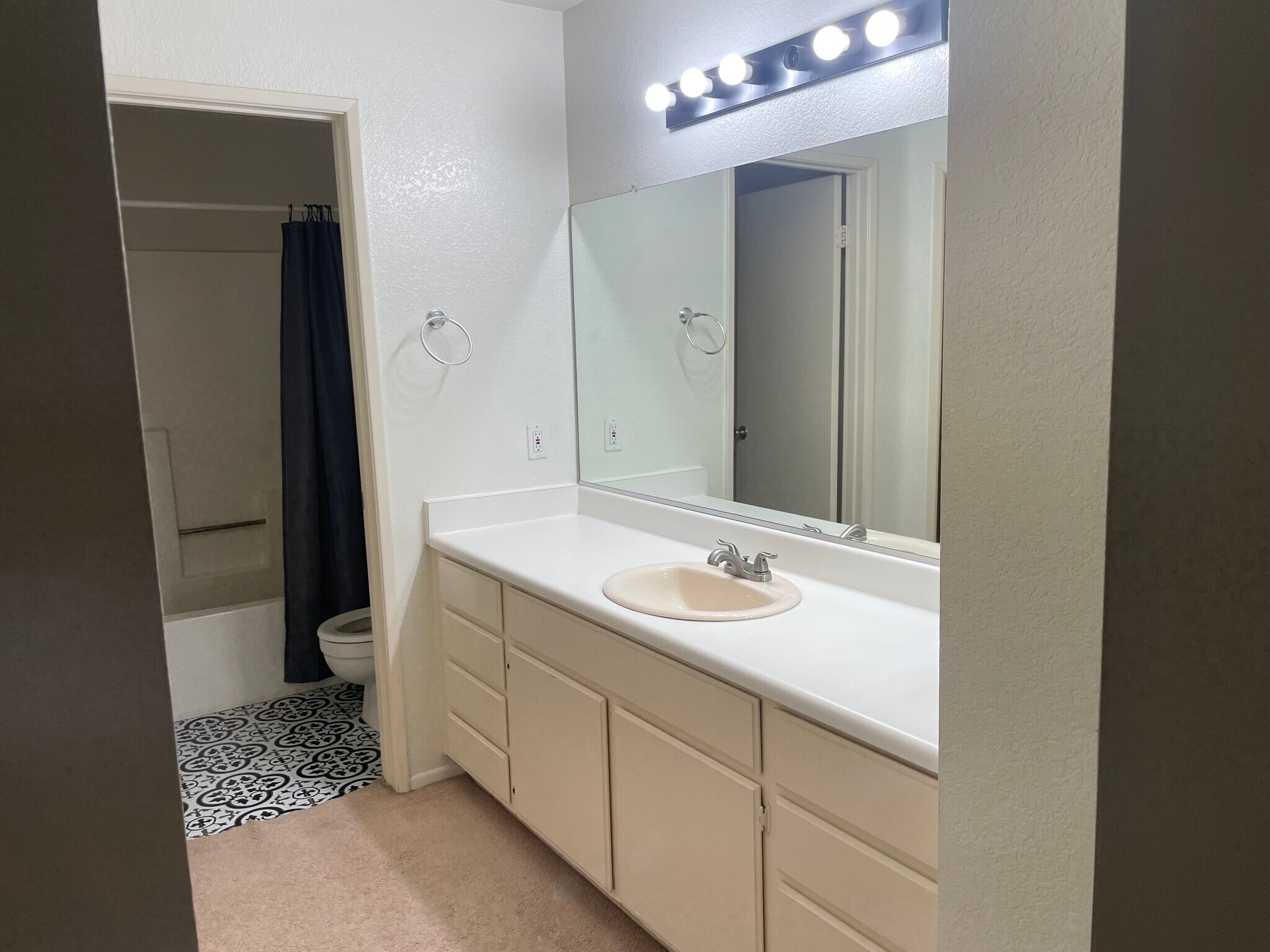 Bathroom vanity - 2800 Keller Dr