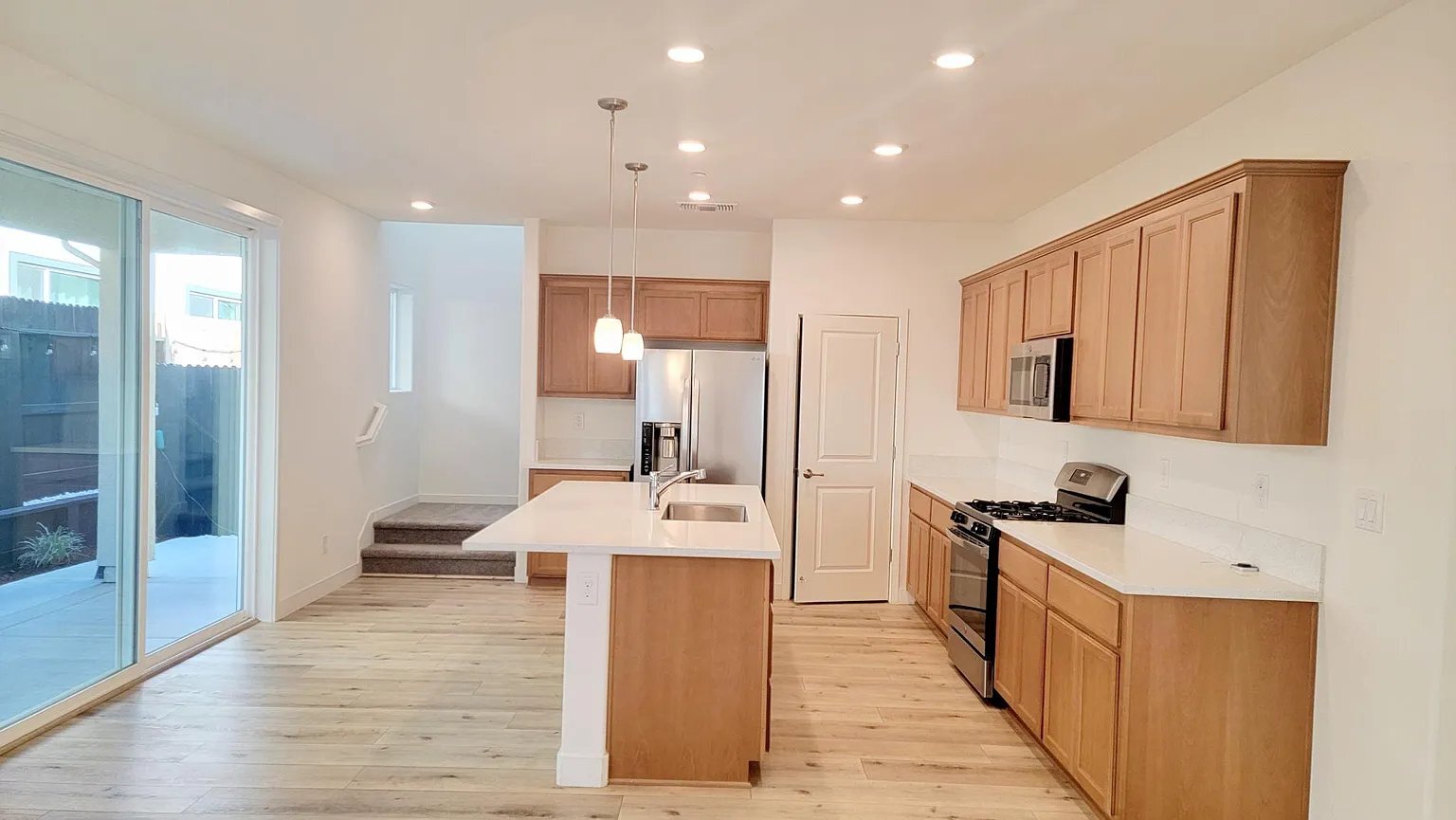 Building Photo - 3818 Ponderosa Pine Ln