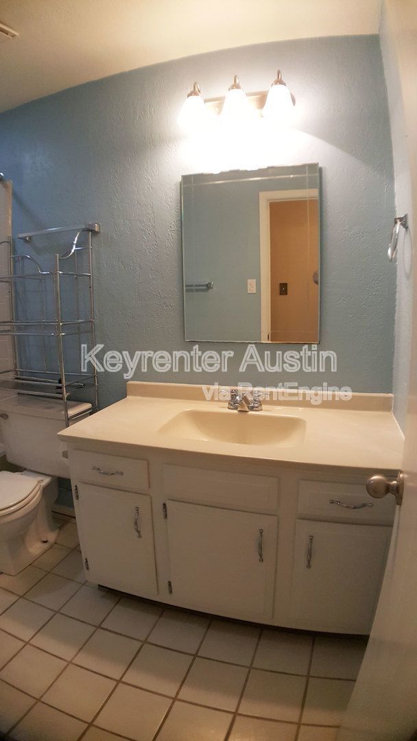 Building Photo - 11212 Slippery Elm Trail