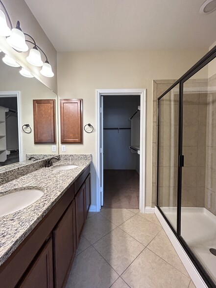 Building Photo - 10109 Aly May Dr