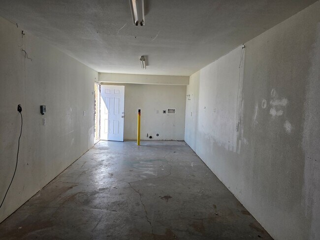 Building Photo - 346 Rio Grande Ct