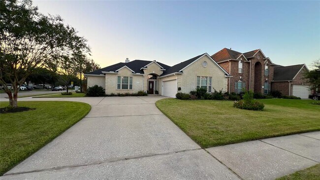 Primary Photo - 2411 Kilgarney Keep St