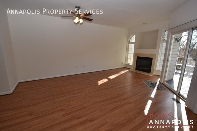 Building Photo - 2530 Running Wolf Trl