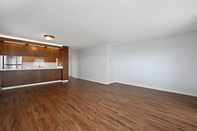 Building Photo - 3622 13th Ave W