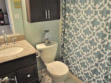 Building Photo - 313 Charles St