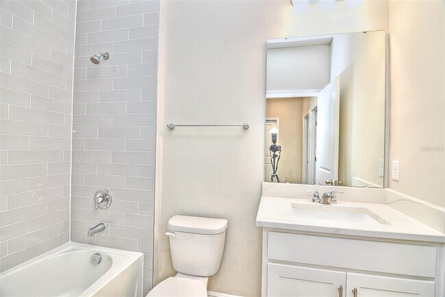 Building Photo - 2937 Voyager Ave