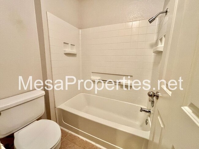 Building Photo - 12914 Tiburon Dr