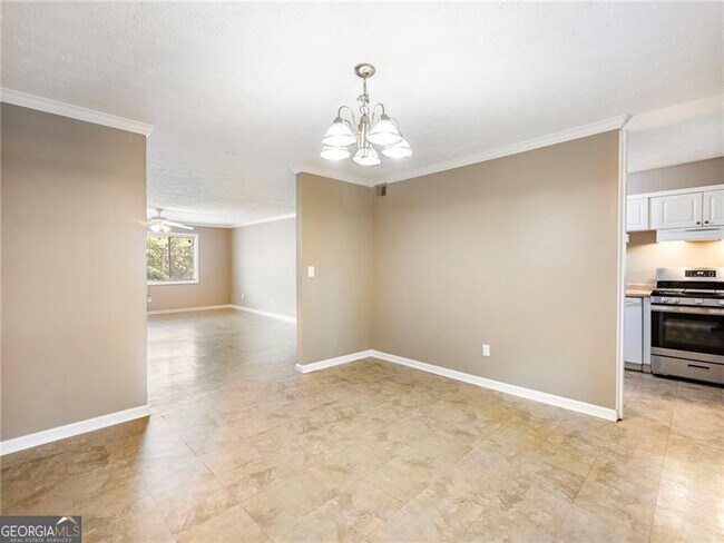 Building Photo - 115 Biscayne Dr NW