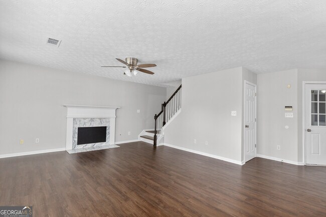 Building Photo - 1616 Amhearst Oaks Ct