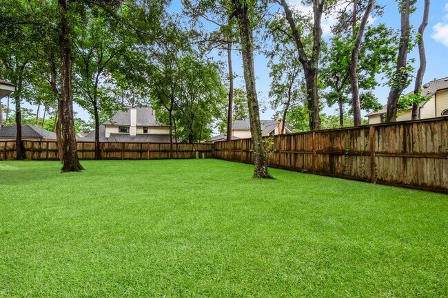 Building Photo - 9 Indian Cedar Ln