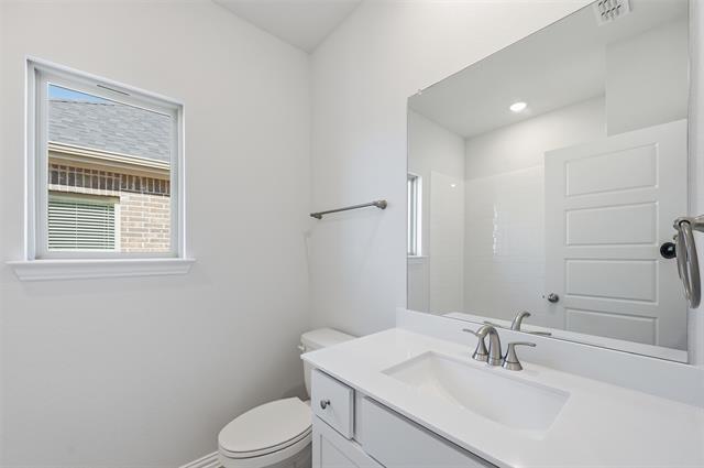 Building Photo - 1126 Redcoat Dr