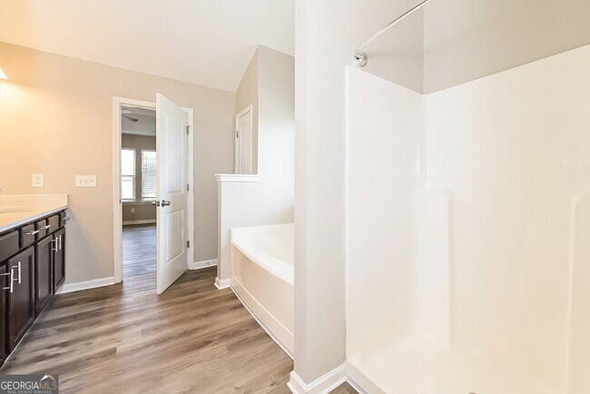 Building Photo - 175 Biscayne Terrace
