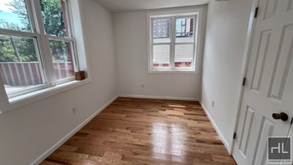 Building Photo - 100% GUT RENOVATED DUPLEX  with PRIVATE GA...