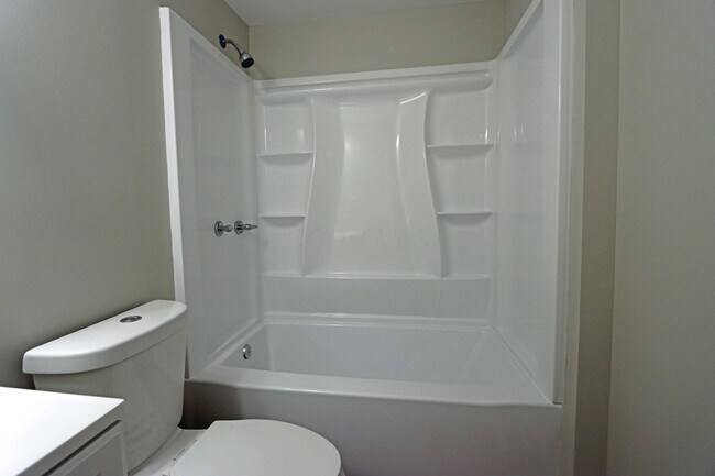 Building Photo - 5740 Vestry Ct