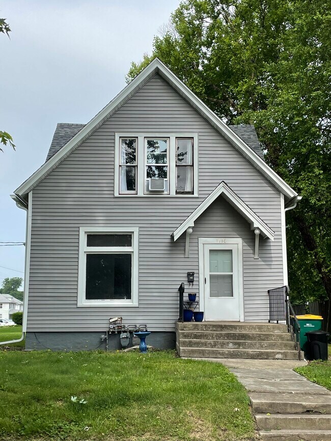 1116 beecher ave 1116 beecher ave Galesburg IL 61401 Apartment Finder