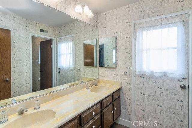 Building Photo - 14676 Deervale Pl