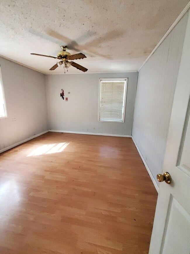 Building Photo - Charming 2-Bedroom Home For Rent in Madiso...